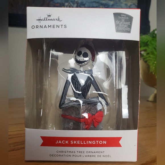 Disney "The Nightmare Before Christmas" Jack Skellington in Present Christmas - Picture 6 of 7